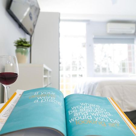 Choose To Be Happy At Seymour # 9 And #16 - Studio Apartments Kingston Eksteriør billede